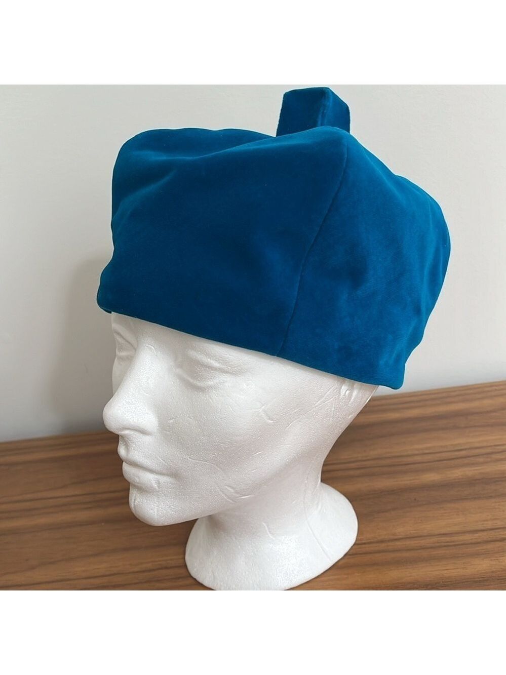 VINTAGE Jerry Yates Montreal Blue Velvet Hat Square Shape 50's 60's Chic Lady